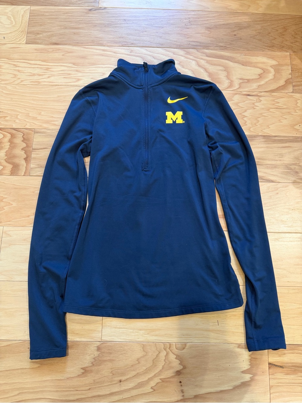 Nike Michigan Wolverines Women’s Small Dri-FIT 1/4 Zip Pullover HAIL Navy